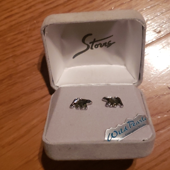 Storrs wild pearl earrings New - Picture 1 of 2